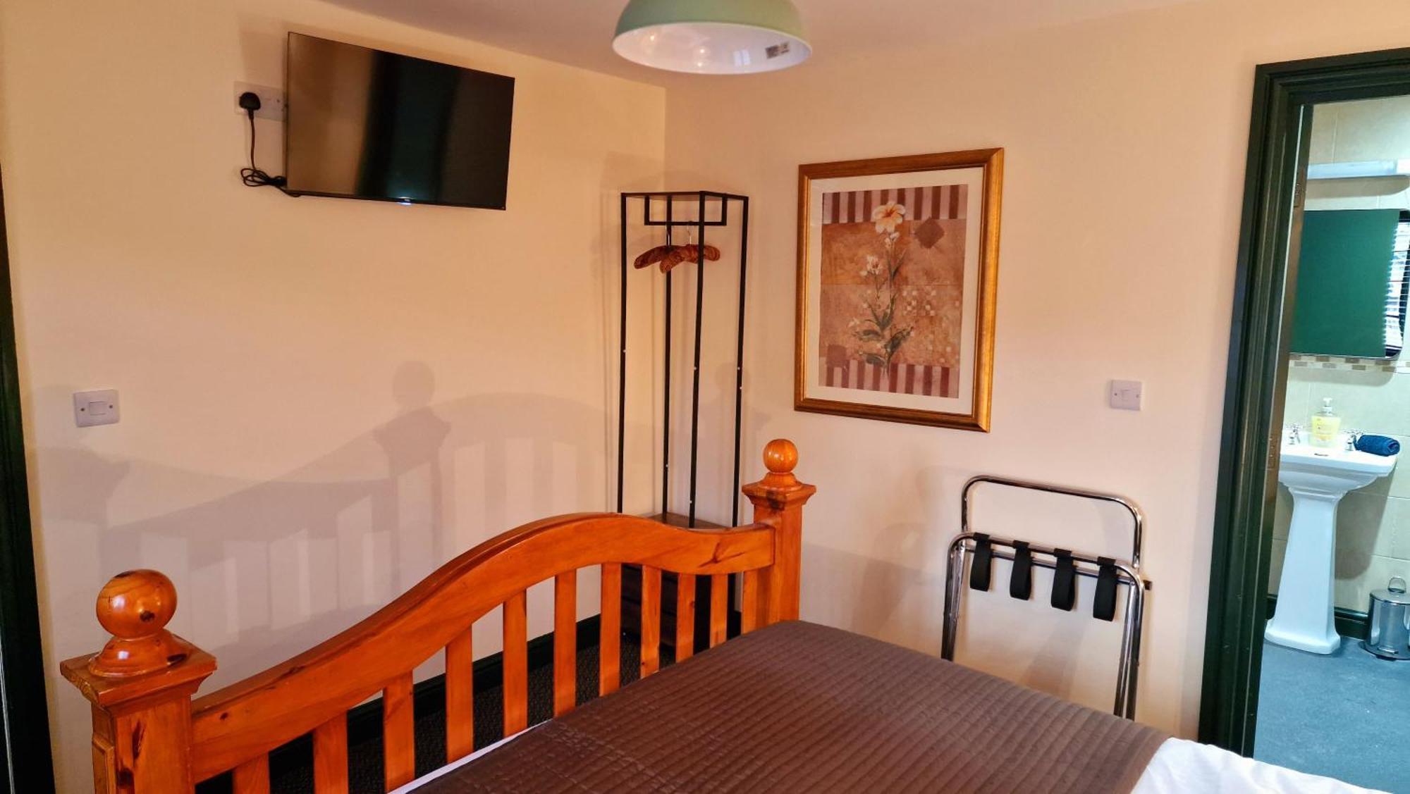 Y Gwydyr Hotel - Dolwyddelan Zewnętrze zdjęcie